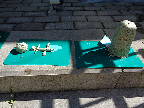 Kunstwerke aus Pappmaché