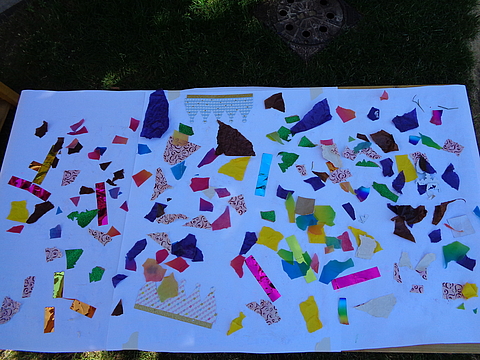 Papier reißen und kleben